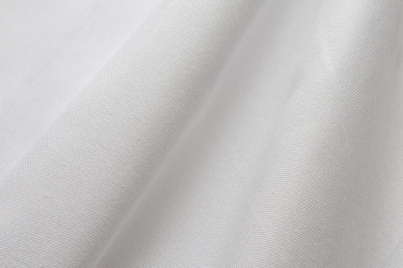 Cotone bianco per strutture sanitarie, teso e uniforme